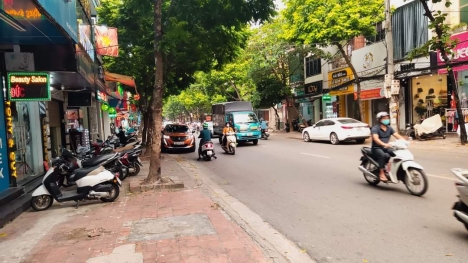 Ban gấp nhà Phố Tô Hiệu Hà Đông 40m lô góc 2 măt tiền ô tô kinh doanh 6 tỷ 56