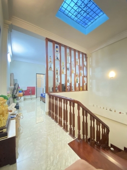 NHÀ MẶT PHỐ Cù Chính Lan 65m 5 tầng mặt tiền 4.2m kinh doanh đỉnh