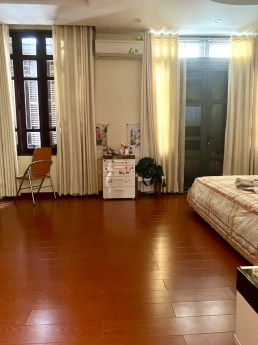 Bán Nhà MP Lê Lợi Hà Đông, KD- vỉa hè -  60m2_ 5 tầng_ Mt 5m - giá 14tỷ