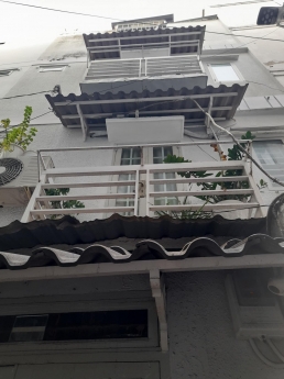 Bán Nhà chính chủ chưa qua KD , 4 tầng BTCT , TT Phú Nhuận , Thông Phan Xích Long , 2ty6