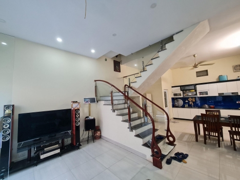Bán nhà Ái Mộ Ôtô tránh, thông 65Mx4T MT5m 7 tỷ TL