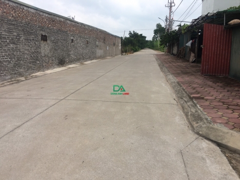 Bán đất xóm Thượng Uy Nỗ Đông Anh 71.5m Đường thông Ô tô vào sát bìa
