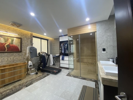 NHÀ LẠC LONG QUÂN - XUÂN LA - TÂY HỒ. NGÕ THÔNG. GARA. DT 66M2. 5 TẦNG. GIÁ 10 TỶ NHỈNH