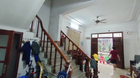 Bán nhà 95m2, Hồ Tùng Mậu, Cầu Dễn, MT6m, 4T, giá 9,6 tỷ. 933705195