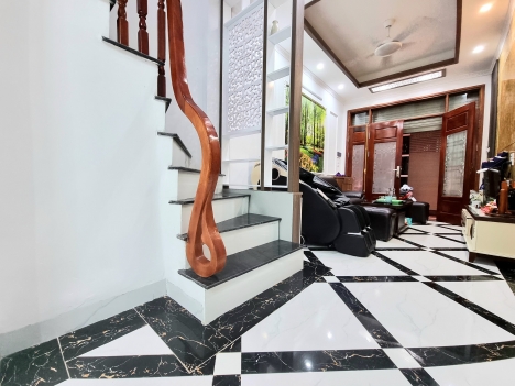 BÁN GẤP NHÀ CỔ NHUẾ - 32M2 - HƠN 3 TỶ