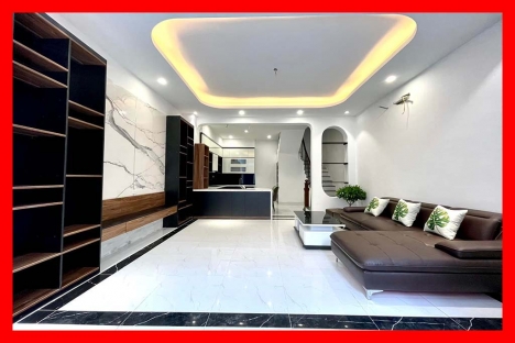 Bán nhà đẹp,MT 4.1m,2 thoáng,ngõ ô tô,gần chợ,phường Quang Trung,hơn 8 tỷ TL,0932738111