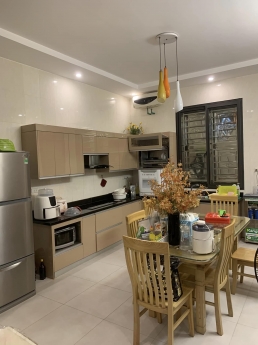BÁN NHÀ PHỐ HOÀNG VĂN THÁI: 44M2, 5 TẦNG, 4 NGỦ, NHÀ MỚI GẦN PHỐ. 3.6 TỶ