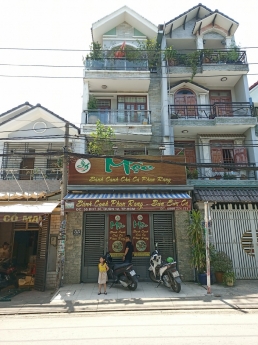 NHÀ 2 MẶT TIỀN QUẬN 12 . DTSD 333M2-GIÁ CHỈ 13.5 TỶ.