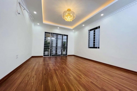 Bán nhà nhỉnh 8 tỉ TL,52m2xMT 4.1m,chính chủ,2 thoáng,ngõ ô tô,sát trường,đường Thái