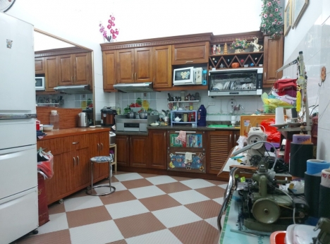 TRUNG TÂM VẠN PHÚC, Ô TÔ QUA CỬA, SÁT PHỐ, KHU CÁN BỘ HVCT. 38MX3T. GIÁ CHỈ 3.3 TỶ