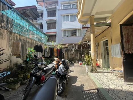 BÁN NHÀ ÂU CƠ - NGHI TÀM - TÂY HỒ. GẦN PHỐ. DT 150M2. MT 12,5M. GIÁ 13,5 TỶ