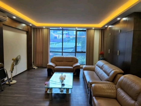 Nhà Đông quan,Nghĩa Đô,Quận Cầu Giấy,60m2 ,7 Tầng,Lô Góc,Mặt Phố,Ô Tô,Thang Máy,kinh doanh Tốt,giá