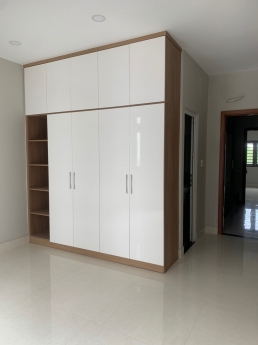 CẦN BÁN GẤP NHÀ MT ĐƯỜNG THẠNH LỘC 44 DTSD 255M2 GIÁ 6TỶ4