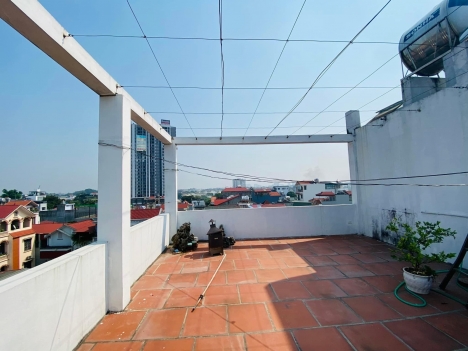 Đức Giang, Bán tòa nhà dv cho thuê, lô góc 3 mặt, 110m*6T thang máy, 16 tỷ dư