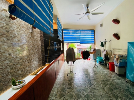 80m, 16,2 tỷ Trung tâm Đống Đa, Nhà 2 mặt thoáng, Gara - Kinh doanh.
