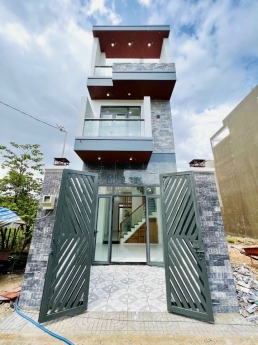 Bán nhà 3T - HẺM Ô TÔ 6M - Trung Tâm Thủ Đức - 100M2 giá CHỈ nhỉnh 4tỷ.