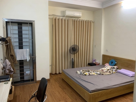 BÁN NHÀ PHỐ HOÀNG VĂN THÁI: 44M2, 5 TẦNG, 4 NGỦ, NHÀ MỚI GẦN PHỐ. 3.6 TỶ