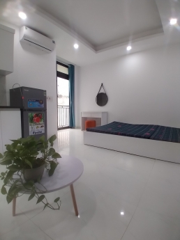 Mỹ Đình: Nhượng tòa căn hộ dịch vụ 60m2 7 tầng 13 phòng doanh thu 65 tr/tháng