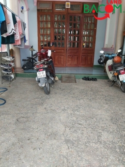 Bán nhà SHR thổ cư đường 2 ô tô gần trường Trấn biên tam hiệp chỉ 4ty6