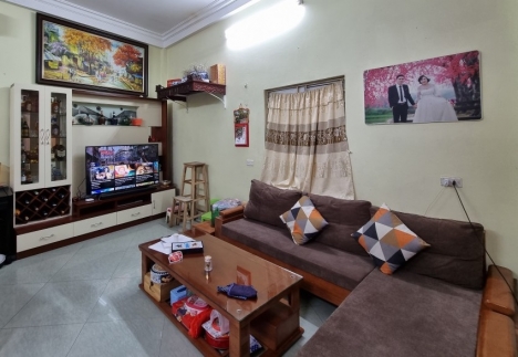 Bán nhà Mỹ Đình quận Nam Từ Liêm 51m2 4 tầng, giá 3.7 tỷ.