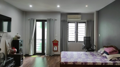 Bán nhà Ngọc Thụy, Long Biên, GARA Ô TÔ, Đủ NỘI THẤT, 45m2 x 5 tầng, Nhà ĐẸP, Ở NGAY, Giá 5,5 tỷ