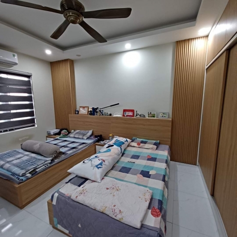 BÁN NHÀ NGUYỄN KHẢ TRẠC CẦU GIẤY, QUÁ HIẾM, PHÂN LÔ Ô TÔ VÀO NHÀ, NHÀ ĐẸP Ở LUÔN, GIÁ 5 TỶ 8