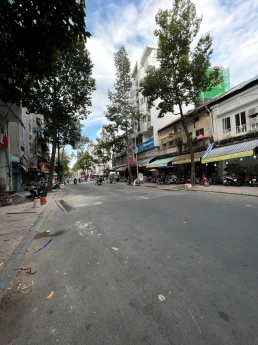 ĐẦU TƯ SINH LỢI CAO,
 Bán gấp đất trống MT Nguyễn Công Trứ, P.Cầu Ông Lãnh, Q.1