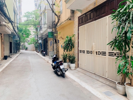 Trung tâm Đống Đa Ngã Tư Sở nhà mới đẹp ở Sướng SDCC 55m2, 5Tầng,  MT 5m