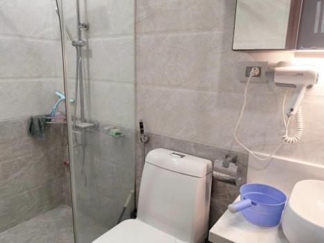 Bán nhà phố Long Biên, ngõ nông rộng, sat hồ Tai Trâu, 35m2, mt5m nhỉnh 3 tỷ .
