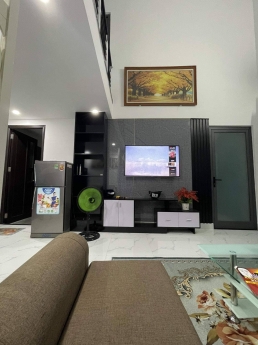 Nhà kiệt ô tô Điện Biên Phủ, giá 2 tỷ 490,trung tâm quận Than Khê.