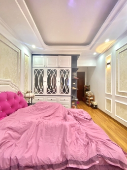 BÁN NHÀ HOA HẬU THANH XUÂN - NHÀ ĐẸP - TẶNG FULL NỘI THẤT - THÔNG SỐ ĐẸP - SÁT OTO DỪNG ĐỖ - GẦN HỒ