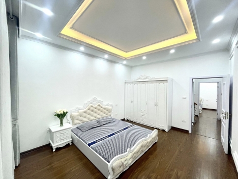 Trung tâm Đống Đa Ngã Tư Sở nhà mới đẹp ở Sướng SDCC 55m2, 5Tầng,  MT 5m