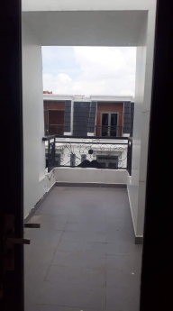 CẦN BÁN GẤP NHÀ MT ĐƯỜNG THẠNH LỘC 44 DTSD 255M2 GIÁ 6TỶ4