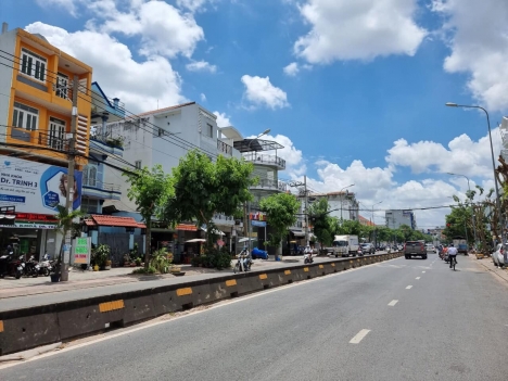 BÁN NHÀ SIÊU PHẨM MT PHAN VĂN HỚN Q.12. CHỈ 20XXX TỶ. CỰC HIẾM
