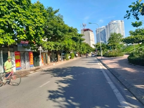 Siêu phẩm đất Ngọc Thụy 86m2, Ngõ ÔTÔ tránh. 2 mặt ngõ, chia LÔ ĐẸP