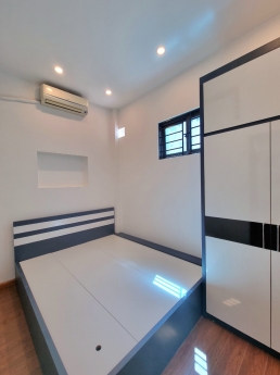 BÁN NHÀ PHỐ LƯƠNG ĐÌNH CỦA: 45M2, 5 TẦNG, MT 4M, NHÀ GÓC, GẦN PHỐ. 3.7 TỶ