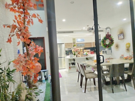 Bán nhà phố Long Biên, ngõ nông rộng, sat hồ Tai Trâu, 35m2, mt5m nhỉnh 3 tỷ .
