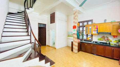 Bán Nhà Trường Chinh.OtO đỗ. Kinh doanh, nhà mới.40m2 6 tầng mặt 4m giá 6.5ty