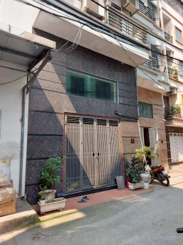 Bán nhà Ngọc Thụy, Long Biên, GARA Ô TÔ, Đủ NỘI THẤT, 45m2 x 5 tầng, Nhà ĐẸP, Ở NGAY, Giá 5,5 tỷ