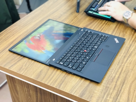 Thinkpad X1 Carbon Gen 5 Siêu Mỏng Gía Rẻ