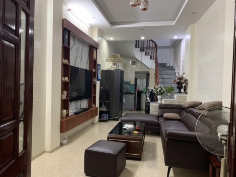 Bán nhà Thanh Nhàn khu phố cổ Hai Bà Trưng, 2 Ôtô tránh nhau, kinh doanh, dòng tiền lớn, DT 50m2,