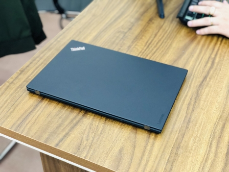 Thinkpad X1 Carbon Gen 5 Siêu Mỏng Gía Rẻ