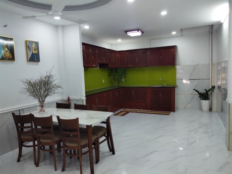 Nhà đẹp như hình hẻm 958 Lạc Long Quân Tân Bình 70m2 giá 7 tỷ 2