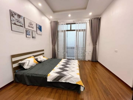 BÁN NHÀ PHỐ ĐỊNH CÔNG: 40M2, 5 TẦNG, MT 4M, KINH DOANH, 4 TỶ.