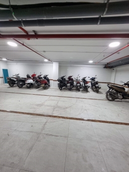 GÓC NGÃ 3, MẶT TIỀN 30m, Nam Trung Yên 220m x 9 tầng,  giá 99 tỷ.