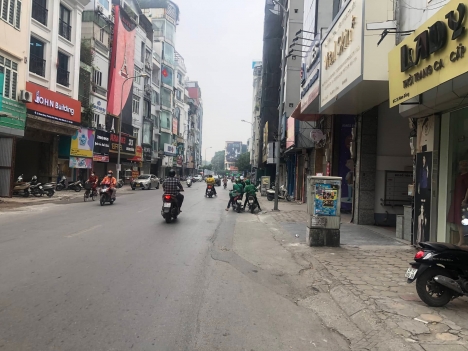 BÁN NHÀ MẶT PHỐ NAM ĐỒNG, LÔ GÓC, NỞ HẬU, VỈA HÈ RỘNG, GIÁ BÁN NHANH, PHÁP LÝ CHUẨN.
