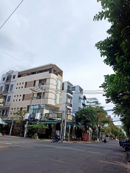 Gấp Bán Mặt Tiền Tân Phú, 2 Tầng ,66M2, Kinh Doanh Tốt, Chỉ 8 Tỷ 2 tl.