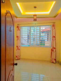 HÀNG HIẾM BÁN GẤP NHÀ HXH BÌNH THẠNH SÁT PHÚ NHUẬN-4TẦNG BTCT-NHÀ MỚI NHỈNH 3 TỶ-XE HƠI ĐỖ CỬA