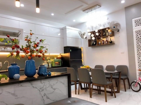 Rẻ nhất khu vực Đào Tấn 51 x 5 tầng, MT 4.4m giá 4.3 tỷ