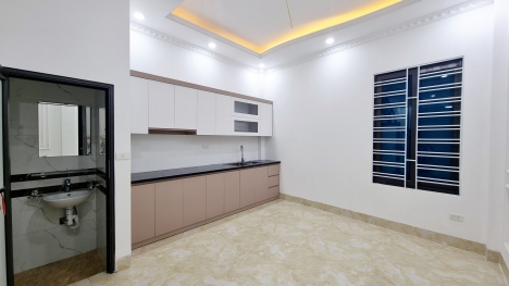 BÁN NHÀ KHƯƠNG TRUNG 40M 5 TẦNG MT4M 5.95 TỶ NHÀ ĐẸP Ở NGAY